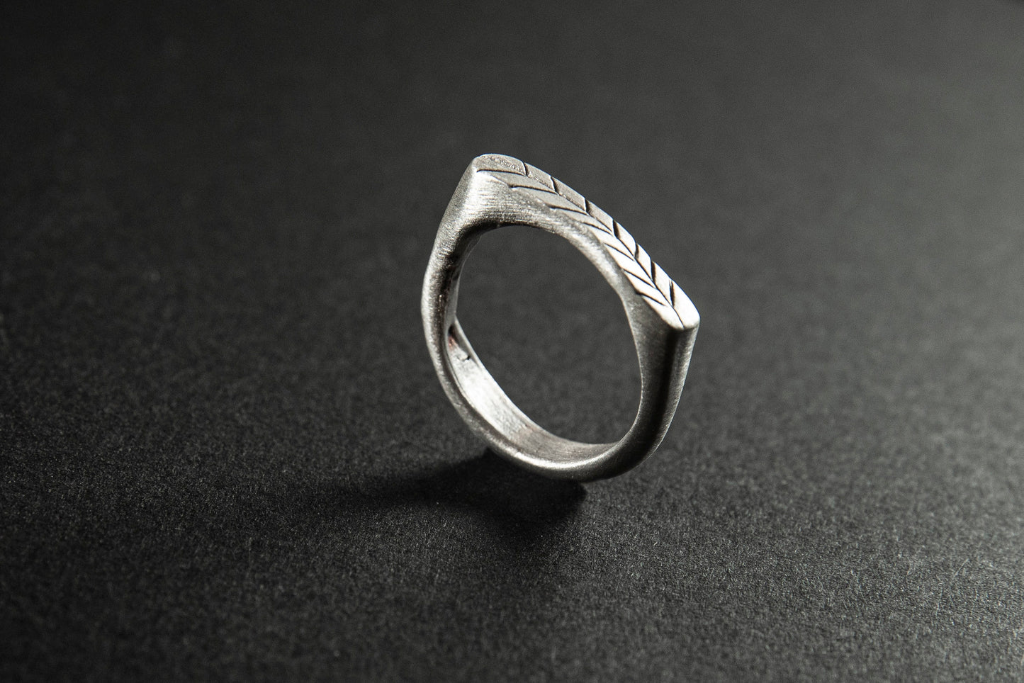 Feather ring