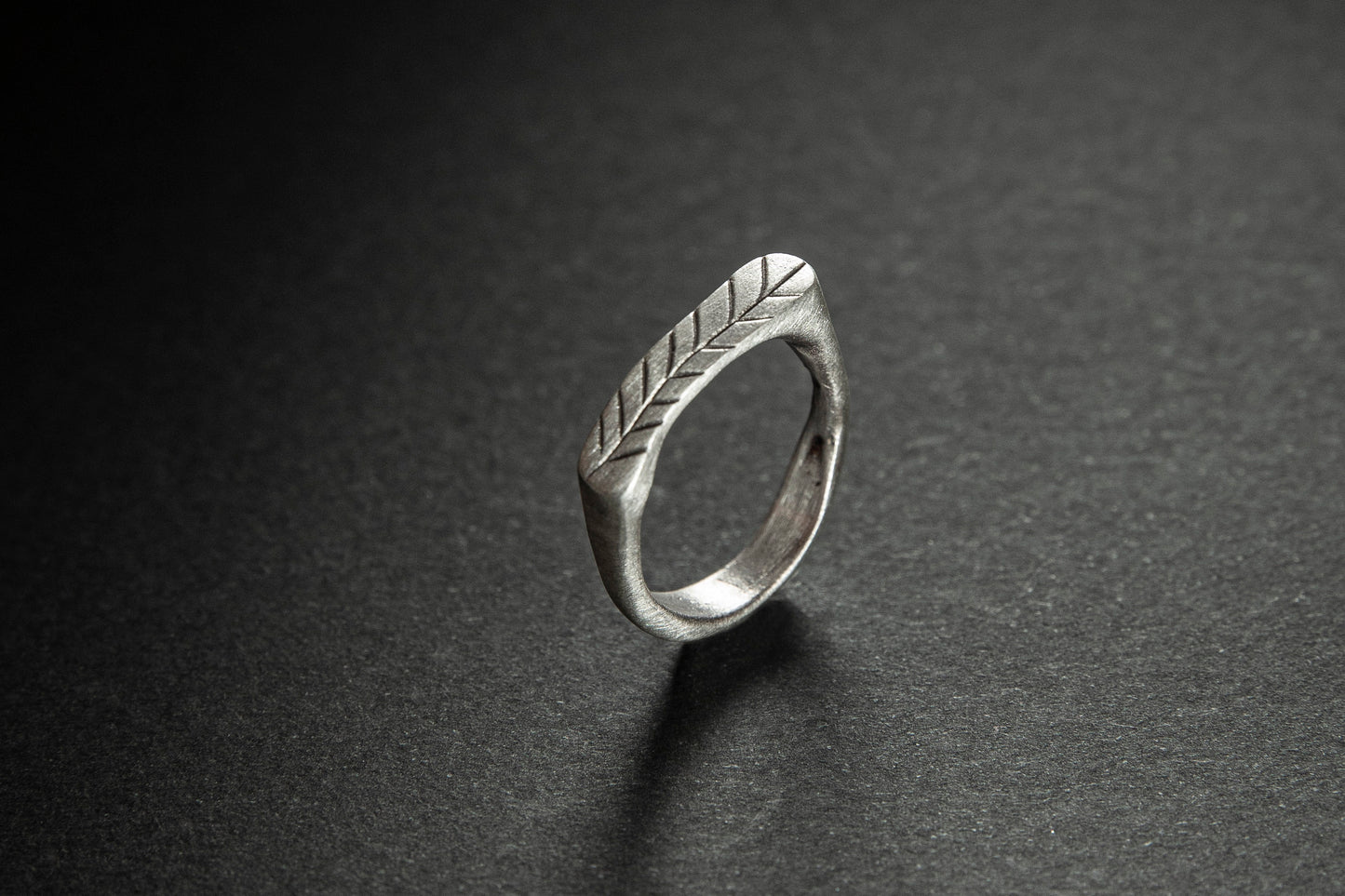 Feather ring