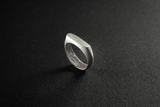Flat ring